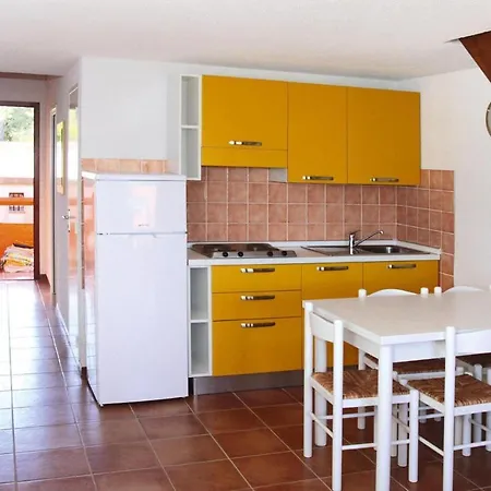 Apartment Marina Di Pinarello, 3 For 6 Pers *