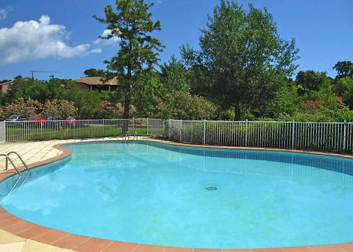 Near Pinarellu Bay Apartamento *